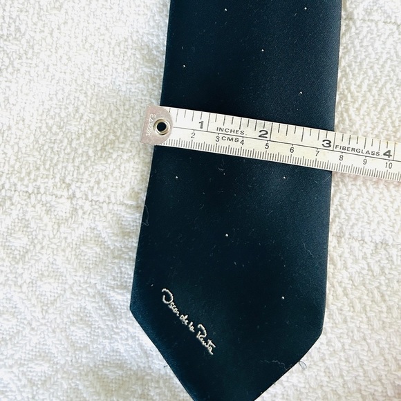 Oscar de la Renta Navy Blue Tie Tiny Dot Vintage 80s Necktie - Picture 11 of 11